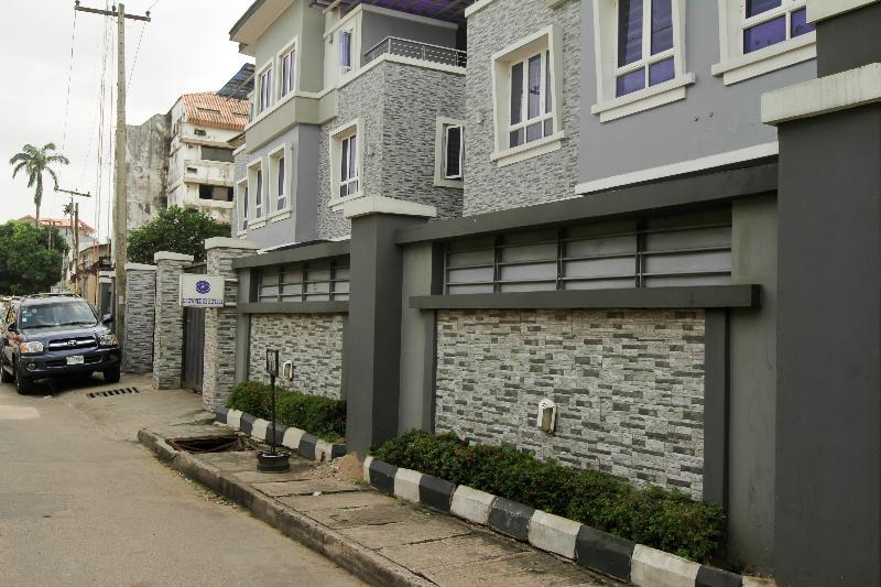 Crownedge Hotels Ikeja Exterior photo